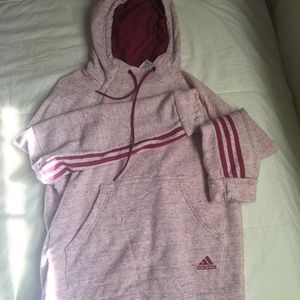 Never worn adidas sweatshirt. Size L